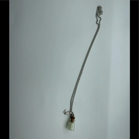 Mermaid Dreams Necklace, NWOT - Picture 8 of 8